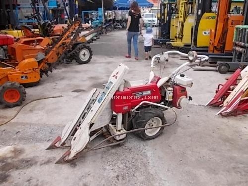 รถเกี่ยวข้าวเดินตาม  MITSUBISHI   KB254รหัสสินค้า : 80802987 Line ID: nihonmono หรือเพิ่มเติมไดที่ www.nihonmono.com