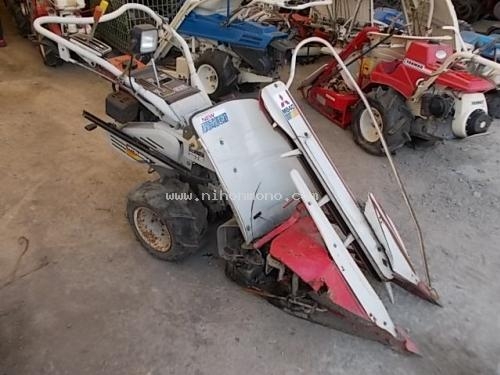 รถเกี่ยวข้าวเดินตาม  MITSUBISHI   MB40 รหัสสินค้า : 80802713 Line ID: nihonmono หรือเพิ่มเติมไดที่ www.nihonmono.com