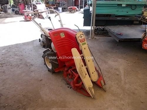 รถเกี่ยวข้าวเดินตาม   YANMAR   YB301 รหัสสินค้า : 80802709  Line ID: nihonmono หรือเพิ่มเติมไดที่ www.nihonmono.com