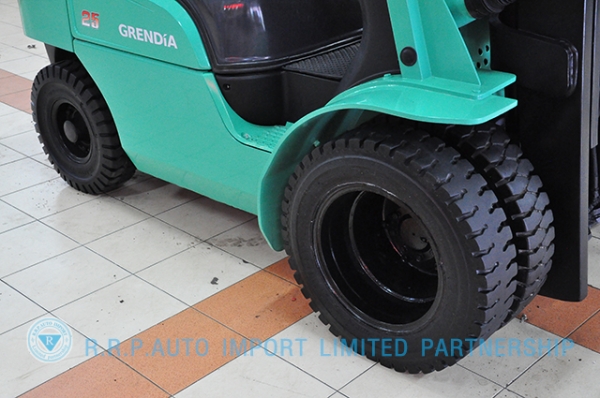 ขายรถโฟล์คลิฟท์มือสอง MITSUBISHI  รุ่น KFD25T  ราคา 425,000 บาท นำเข้าจากประเทศญี่ปุ่น 100\% ไม่เคยใช้งานในประเทศไทย