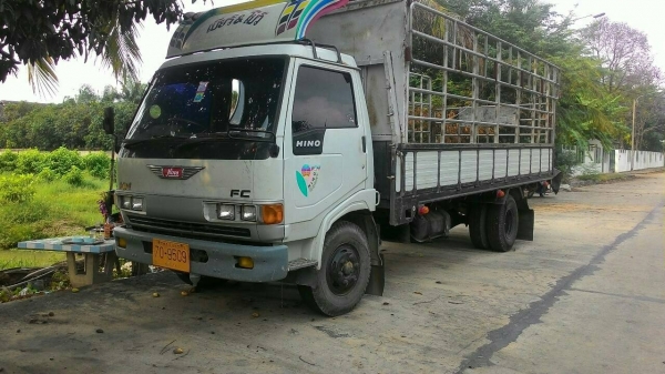 ------ขายกระบะพร้อมคอกเหล็ก--------