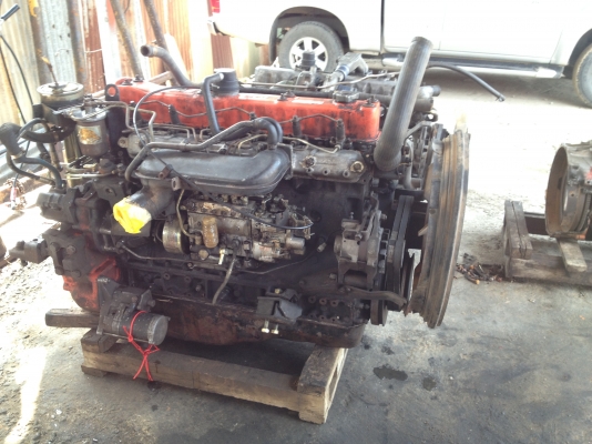 ขายเครื่อง isuzu 240 แรง