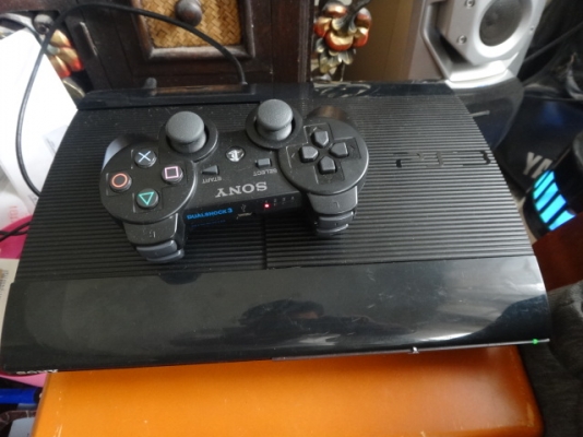PS 3 super slim 500 GB