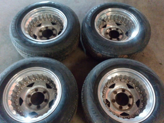 ขายล้อ อเมริกันเซนเตอร์ลาย