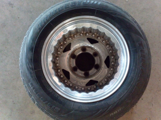 ขายล้อ อเมริกันเซนเตอร์ลาย