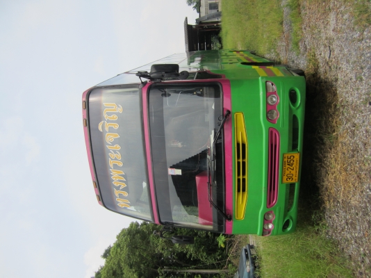 ขายรถบัส เบ้นซ์ 6ล้อ แอร์ชั้นครึ่ง สภาพพร้อมใช่งาน