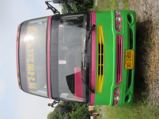 ขายรถบัส เบ้นซ์ 6ล้อ แอร์ชั้นครึ่ง สภาพพร้อมใช่งาน