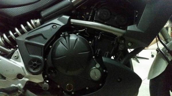 ขาย versys 650 ABS ปี 2011 ทะเบียนแท้ 150,000