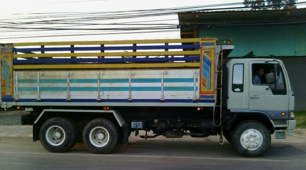 สิบล้อ ฮีโน่ FM3M240ดั้มมีเนียม 2เพาเครืองเกียร์เดิม สภาพดีสวยบางเดิมพร้อมใช้งาน ทะเบียนพร้อมโอน