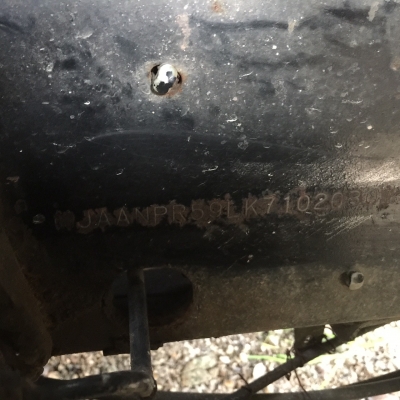 รถอีซูซุ 6 ล้อ ตู้เย็น  NPR  115 แรงม้า. ปี 48    สนใจติดต่อ  081 - 6079515