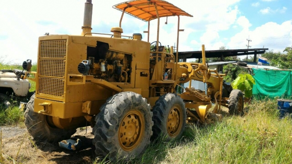 ขายรถเกรด KOMATSU GD600R-3 ราคา 385000