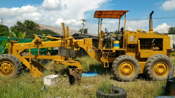 ขายรถเกรด KOMATSU GD600R-3 ราคา 385000