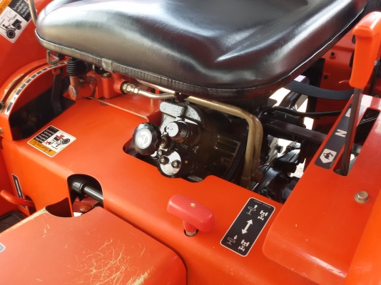 ปัญญาแทรคเตอร์..จัดมาให้ครับ ด่วน!!!คูโบต้า L3608SPพร้อมใบมีดคานล่างFD 163 เล่มทะเบียนพร้อม  ทำงาน390ชม.