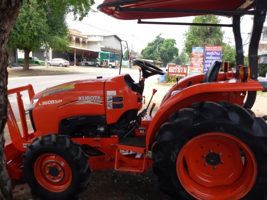 ปัญญาแทรคเตอร์..จัดมาให้ครับ ด่วน!!!คูโบต้า L3608SPพร้อมใบมีดคานล่างFD 163 เล่มทะเบียนพร้อม  ทำงาน390ชม.