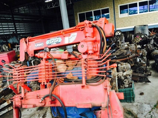 เครน UNIC 100V Turbo