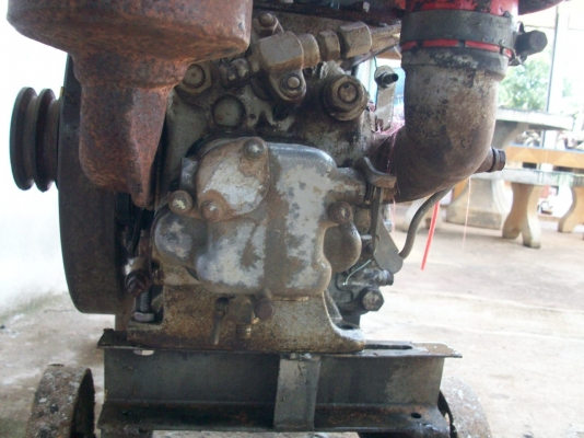 ขายเครื่องทะเลทอง 11 แรงสภาพเดิมๆๆ ใช้งานน้อยมากครับ