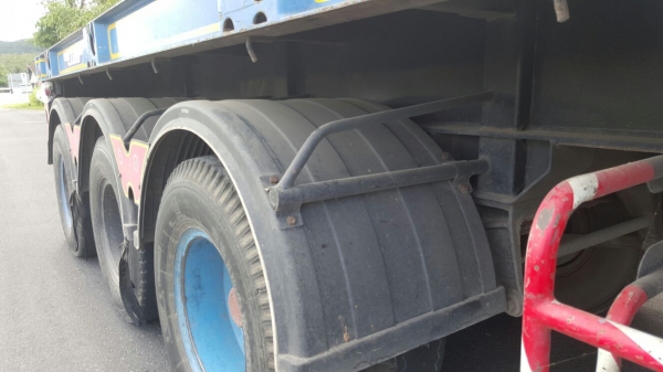 รถฮีโน่ 10 ล้อ หัวลาก 320 แรงม้า. ปี 50.   ( ขาย แม่ , ลูก. )    สนใจติดต่อ  081 - 6079515