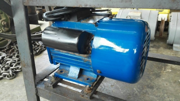 ====== Sold Out!! ====== เครื่อง บด นวด ตีผสม ถังสแตนเลสหนา มอเตอร์ 1 HP. ไฟบ้าน 220V. สภาพสวย!! 089-2499-123(Line)