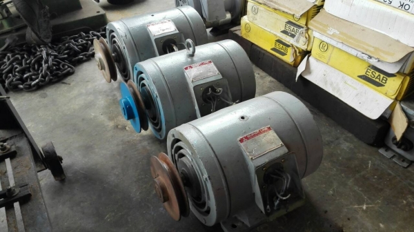 Sale>>มอเตอร์ Mitsubishi 5 HP. 380V. 1450 RPM. รุ่น SB-J Japan.มี 3 ลูก