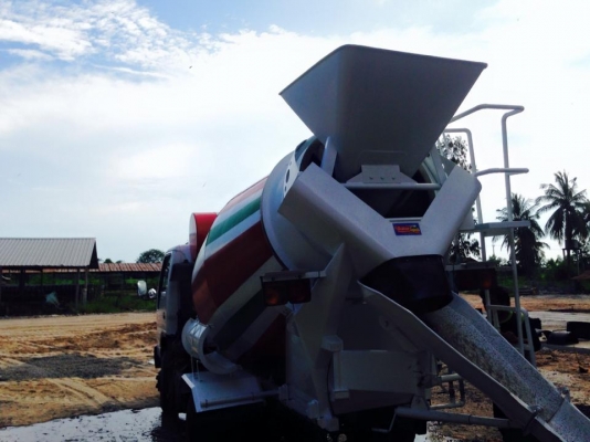 รับต่อโม่ปูน 4 คิว