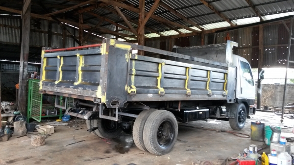 กระบะดั๊ม กว้าง 2 เมตร ยาว 4 เมตร  ของใหม่