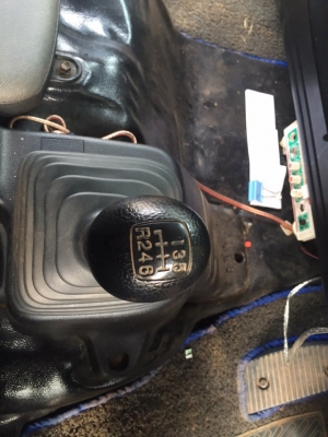 ขายดาวน์6ล้อดั้มพ์ HINO FG8JGLD เครื่อง 212แรงม้า ปี56 สนใจโทร 081-970-1072