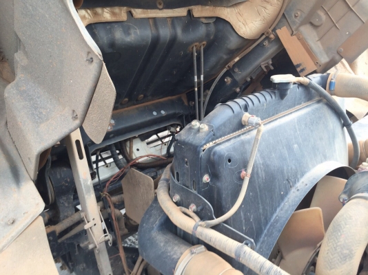 ขายดาวน์6ล้อดั้มพ์ HINO FG8JGLD เครื่อง 212แรงม้า ปี56 สนใจโทร 081-970-1072