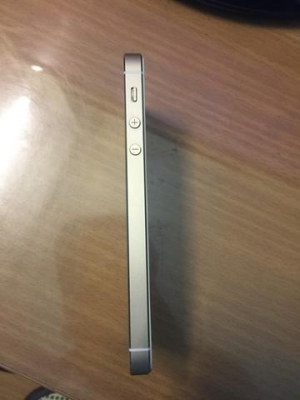 iphone 5s ติดไอคาว 16GB