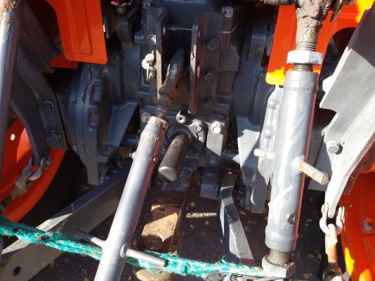 ปัญญาแทรคเตอร์..จัดมาให้ครับ ด่วน!!!คูโบต้า L3608 ตัวเปล่า รถไร่สีเดิมๆครับ จัดส่ง อ.ปางศิลาทอง จ.กำแพงเพชร