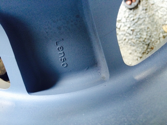 ขายล้อเลนโซ่ 15x8.5et-28. 6รู. 4900