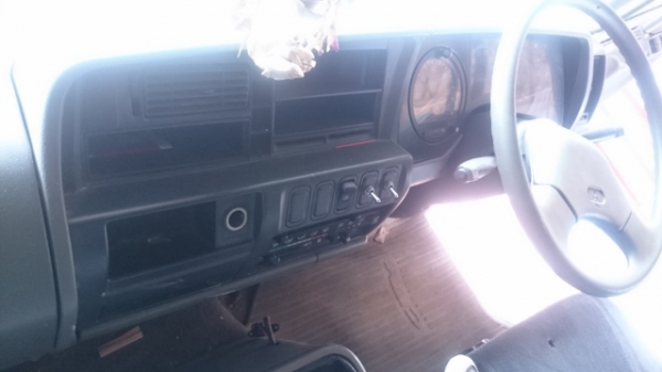 รถสิบล้อ Fuso 517 euro2 รถสิบล้อ Fuso 517 euro2