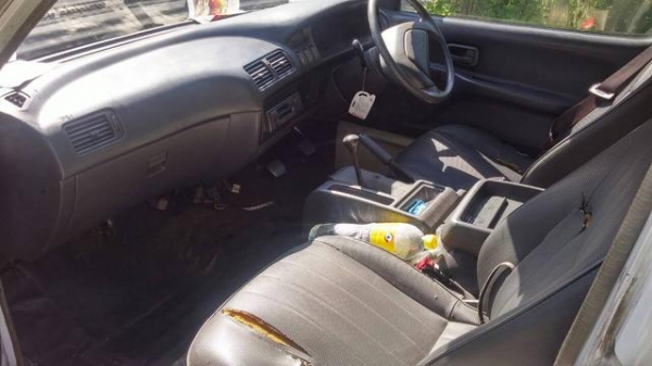 รถตู้เล็กToyota cr27 รถตู้เล็กToyota cr27