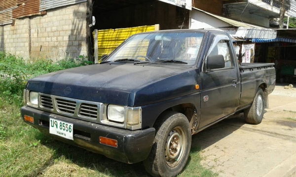 ขาย NISSAN BIG M ตอนเดียว ปี 38 จอโค้ง เครื่อง BD25 ฝาแดงมัน คัสซีสวย แอร์ครบ ทะเบียนพร้อมโอน