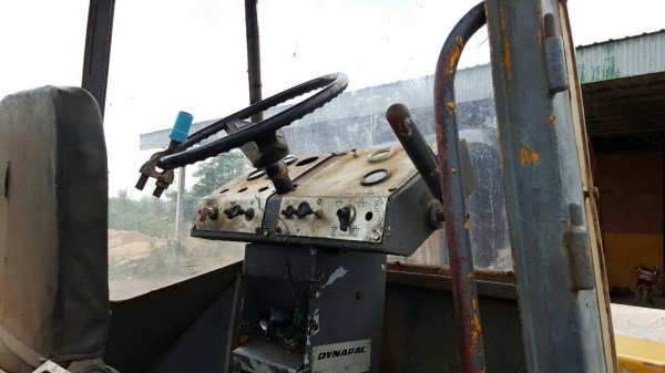 ขายรถบด สั่นสะเทือน DYNAPAC CA30D 4X4 เอกสารสัญญาซื้อขาย เครื่อง DEUTZ ปั้มดี รถใช้งานอยู่ทุกวัน ขายรถบด สั่นสะเทือน DYNAPAC CA30D 4X4 เอกสารสัญญาซื้อขาย เครื่อง DEUTZ ปั้มดี รถใช้งานอยู่ทุกวัน