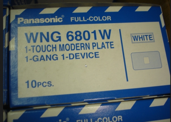 ขายเหมากล่องสวิทย์ไฟพานาโซนิค 1ช่อง และ2ช่อง ของมี400ชุด