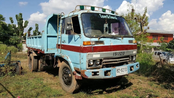 ขาย 6 ล้อดั้ม ISUZU JCM เครื่อง 6BB1 145 แรงม้า คัสซีดี เกียร์ร็อคกี้ เฟืองท้ายจัมโบ้ พวงมาลัยพาวเวอร์ ทะเบียนครบพร้อมโอน