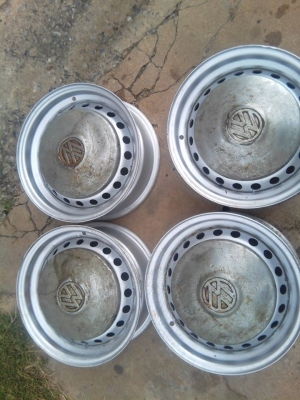 ขายล้อ volkswagen T3,เเตงโมเลี้ยวบน