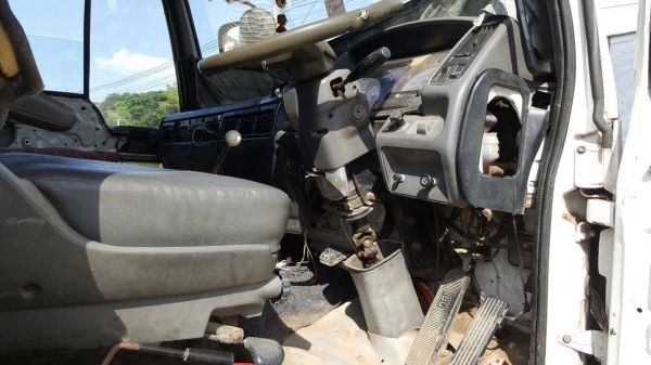 ขายรถล่อง 10 ล้อ เพลาเดียว HINO FL227 วางหัวสิงห์ไฮเทค เครื่องเดิม EM100 220 แรงม้า คัสซีสวยตลอดเส้น มีระบบลากพ่วง เบรคทิฟฟี่ พาวเวอร์ ทะเบียนพร้อมโอน ขายรถล่อง 10 ล้อ เพลาเดียว HINO FL227 วางหัวสิงห์ไฮเทค เครื่องเดิม EM100 220 แรงม้า คัสซีสวยตลอดเส้น มีระบบลากพ่วง เบรคทิฟฟี่ พาวเวอร์ ทะเบียนพร้อมโอน