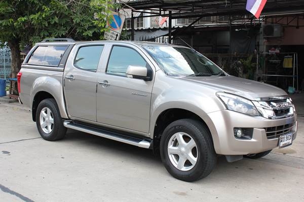 รถสวย สภาพดี ไม่มีชน รถสวย สภาพดี ไม่มีชน