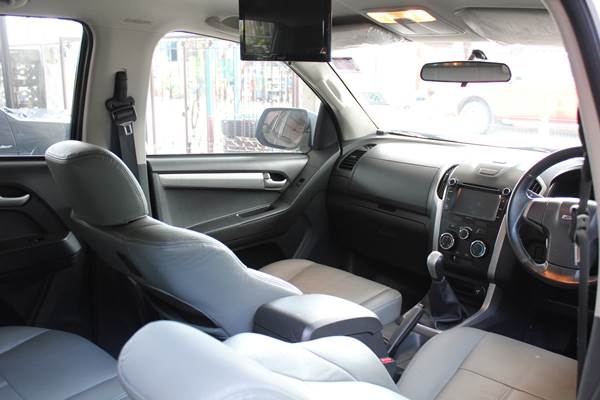 รถสวย สภาพดี ไม่มีชน รถสวย สภาพดี ไม่มีชน