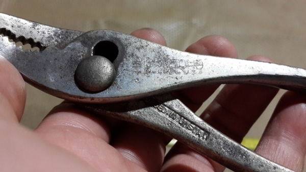 คีมปากฉียง USA.