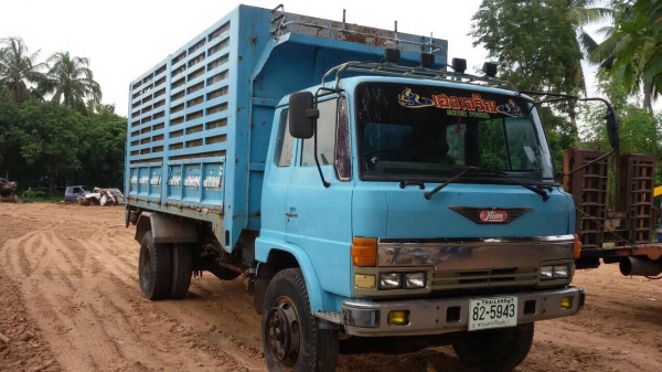 ((475,000)) รถดั้มเกษตร ช่วงล่างใหญ่ยาง9.00 สภาพดีพร้อมใช้งาน ยาว5.50ม.