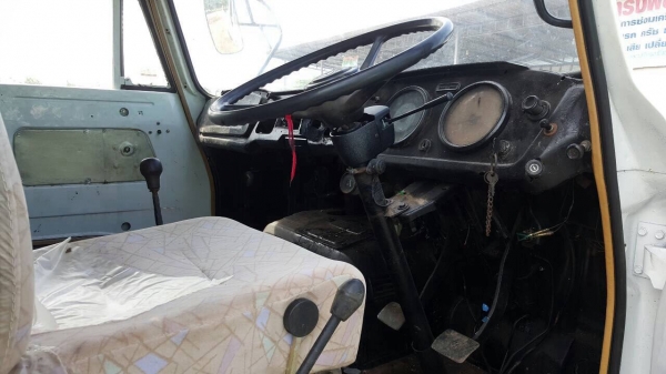 ขายรถ 6 ล้อดั้ม HINO KM310 เครื่อง DQ100 คัสซีสวยตลอดเส้น เฟืองท้าย F ทะเบียนครบพร้อมโอน ราคาต่อรองได้ ขายรถ 6 ล้อดั้ม HINO KM310 เครื่อง DQ100 คัสซีสวยตลอดเส้น เฟืองท้าย F ทะเบียนครบพร้อมโอน ราคาต่อรองได้
