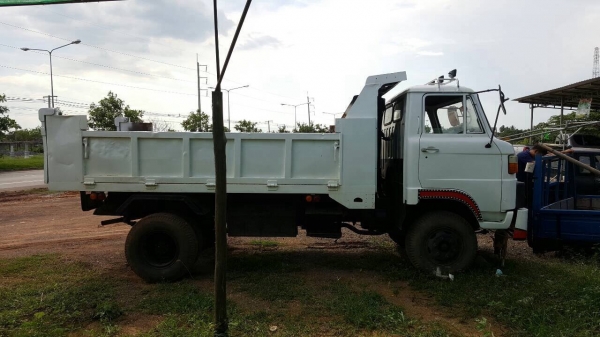 ขายรถ 6 ล้อดั้ม HINO KM310 เครื่อง DQ100 คัสซีสวยตลอดเส้น เฟืองท้าย F ทะเบียนครบพร้อมโอน ราคาต่อรองได้ ขายรถ 6 ล้อดั้ม HINO KM310 เครื่อง DQ100 คัสซีสวยตลอดเส้น เฟืองท้าย F ทะเบียนครบพร้อมโอน ราคาต่อรองได้