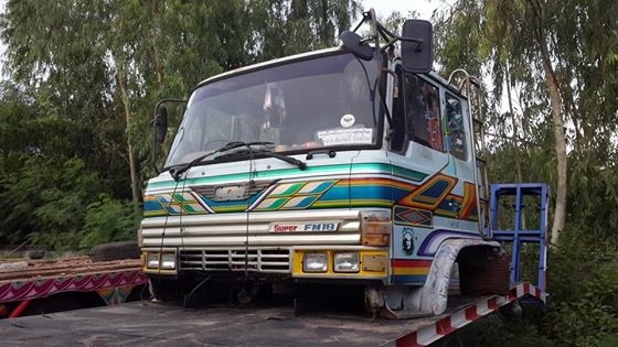 ขายหัวHINO F18 เฟอร์นิเจอร์ครบ หัวเดิม กันชนครบ ชุดคันชักเกียร์ กรองอากาศ วางได้เลย แท่นรับ