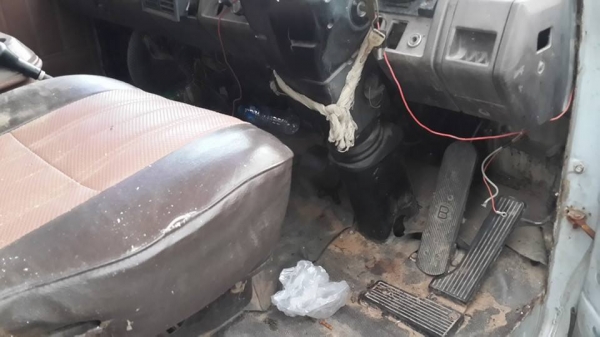 ขายหัวHINO F18 เฟอร์นิเจอร์ครบ หัวเดิม กันชนครบ ชุดคันชักเกียร์ กรองอากาศ วางได้เลย แท่นรับ