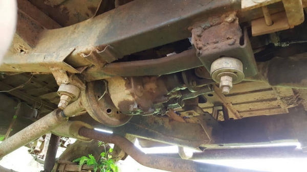 ขายรถ SUZUKI 4X4 ไม่มีเครื่องอย่างเดียว เกียร์ครบ คัสซีสวย เอกสารชุดโอนครบ ราคาต่อรองได้นิดหน่อยครับ ขายรถ SUZUKI 4X4 ไม่มีเครื่องอย่างเดียว เกียร์ครบ คัสซีสวย เอกสารชุดโอนครบ ราคาต่อรองได้นิดหน่อยครับ