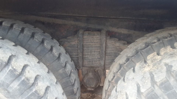 ขาย10ล้อ1เพลาisuzu jcm 165 6BD1 เบรคแห้ง ทิ๊ฟฟี่ เอกสารเล่มทะเบียนพร้อมโอน เหมาะต่อหางลากเทรลเลอร์ สภาพวิ่งใช้งานปกติ