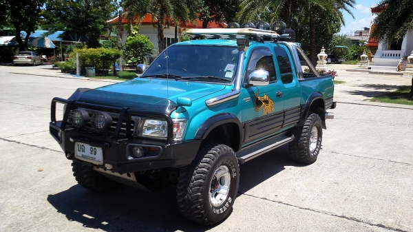 TOYOTA HILUX TIGER 3.0 4WD TOYOTA HILUX TIGER 3.0 4WD