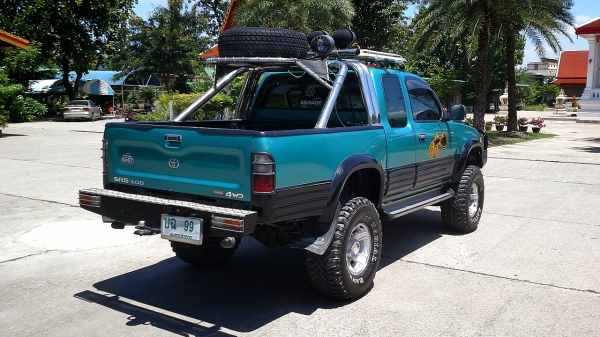 TOYOTA HILUX TIGER 3.0 4WD TOYOTA HILUX TIGER 3.0 4WD